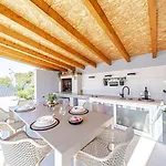 Lovely Modern Antea With Private Pool Near Vakantiehuis *