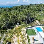 Lovely Modern Antea With Private Pool Near Vakantiehuis *