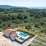 Lovely Modern Antea With Private Pool Near *