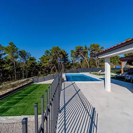 Lovely Modern Antea With Private Pool Near Villa *