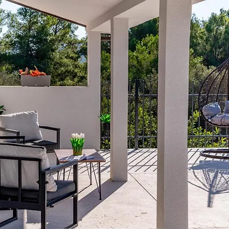 Lovely Modern Antea With Private Pool Near *