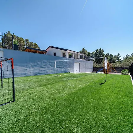 Villa Lovely Modern Antea With Private Pool Near *