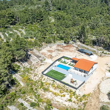 Lovely Modern Antea With Private Pool Near فيلا لوكا